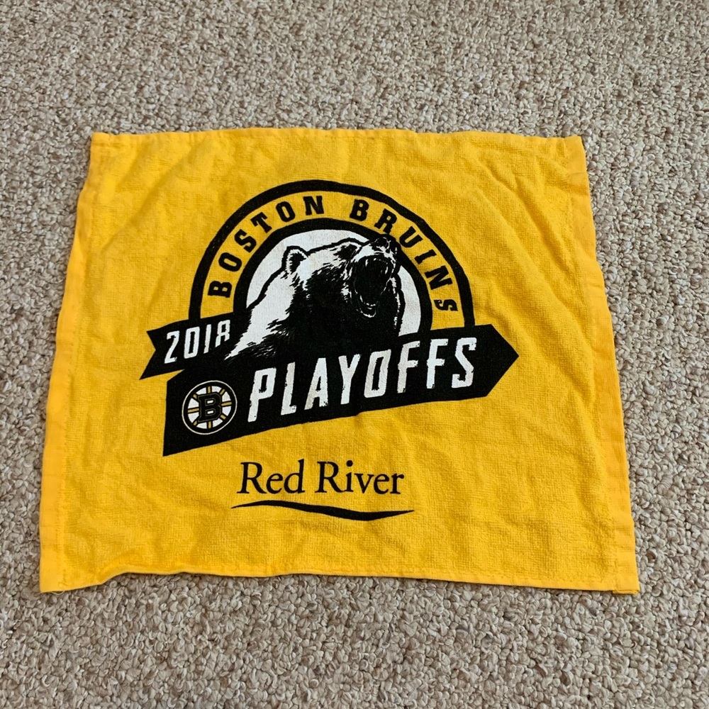 Boston Bruins NHL Playoff Towel